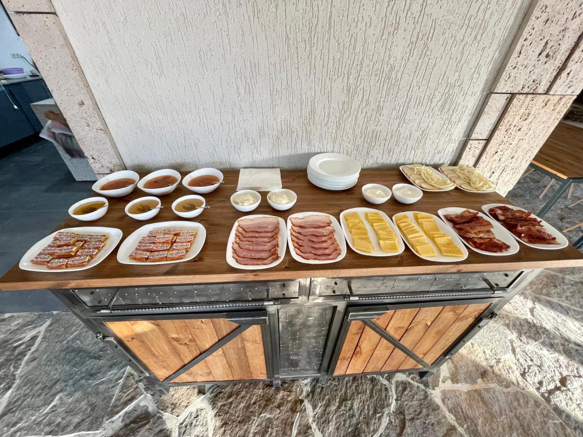 Nordar Hotel Garni ภายนอก รูปภาพ